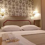Elegante Suite Poerio